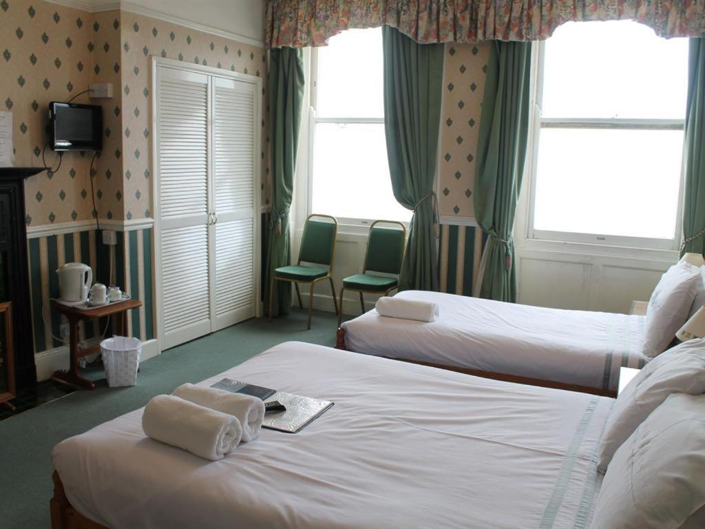 ウェーマス A Maiden Rest Bed & Breakfast エクステリア 写真